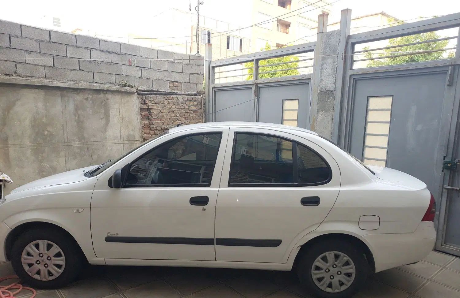 تیبا صندوق دار SX - 1393