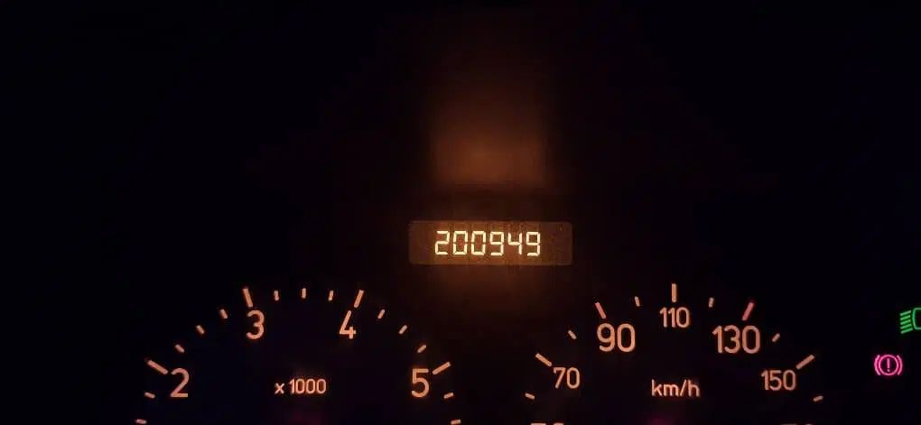 پژو ۲۰۶ صندوق دار v8 - 1390