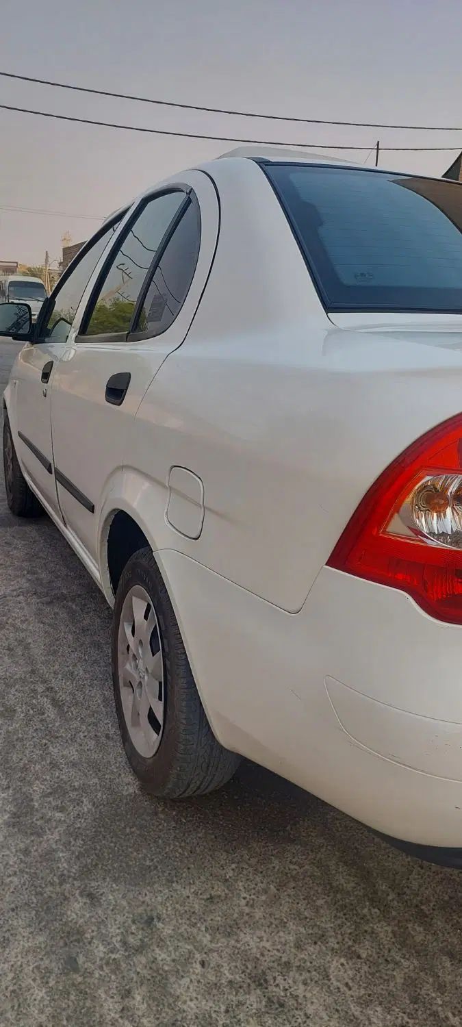 تیبا صندوق دار SX - 1401