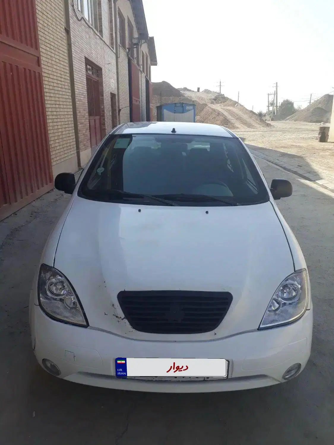 تیبا صندوق دار SX - 1400