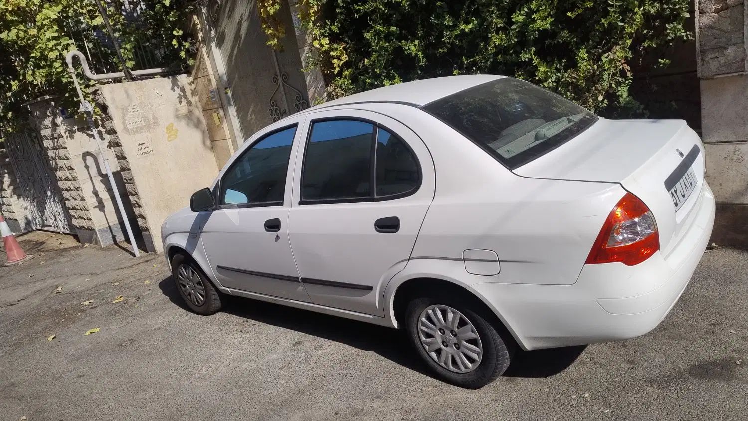 تیبا صندوق دار SX - 1396