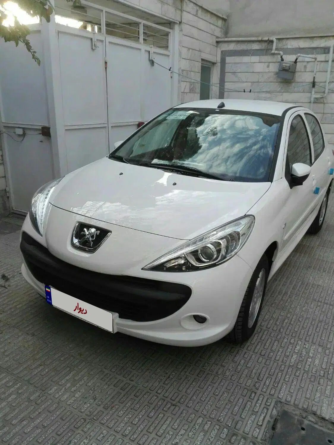 پژو 207 اتوماتیک TU5P - 1404
