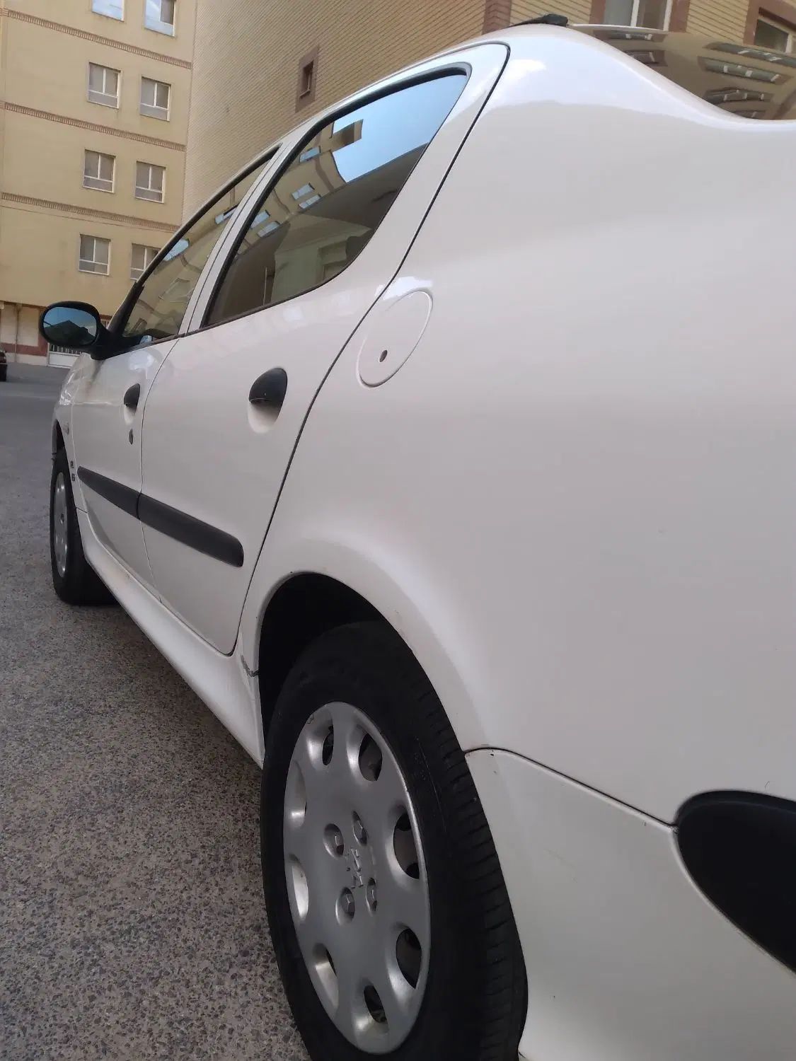پژو ۲۰۶ صندوق دار v8 - 1398