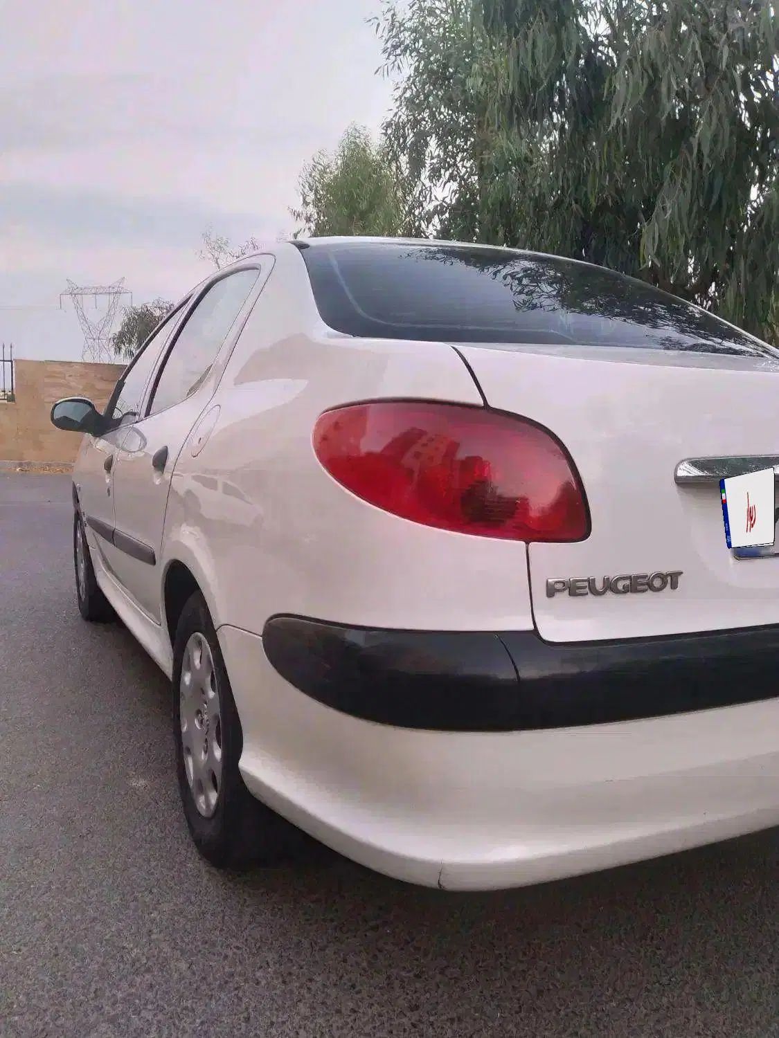 پژو ۲۰۶ صندوق دار v8 - 1398