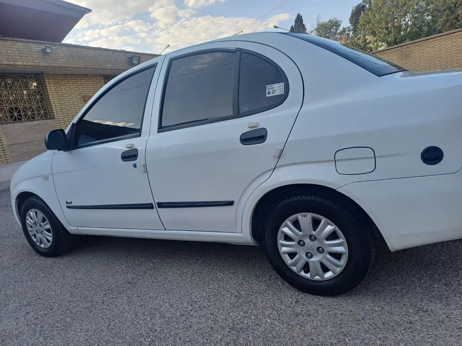 تیبا صندوق دار SX - 1398