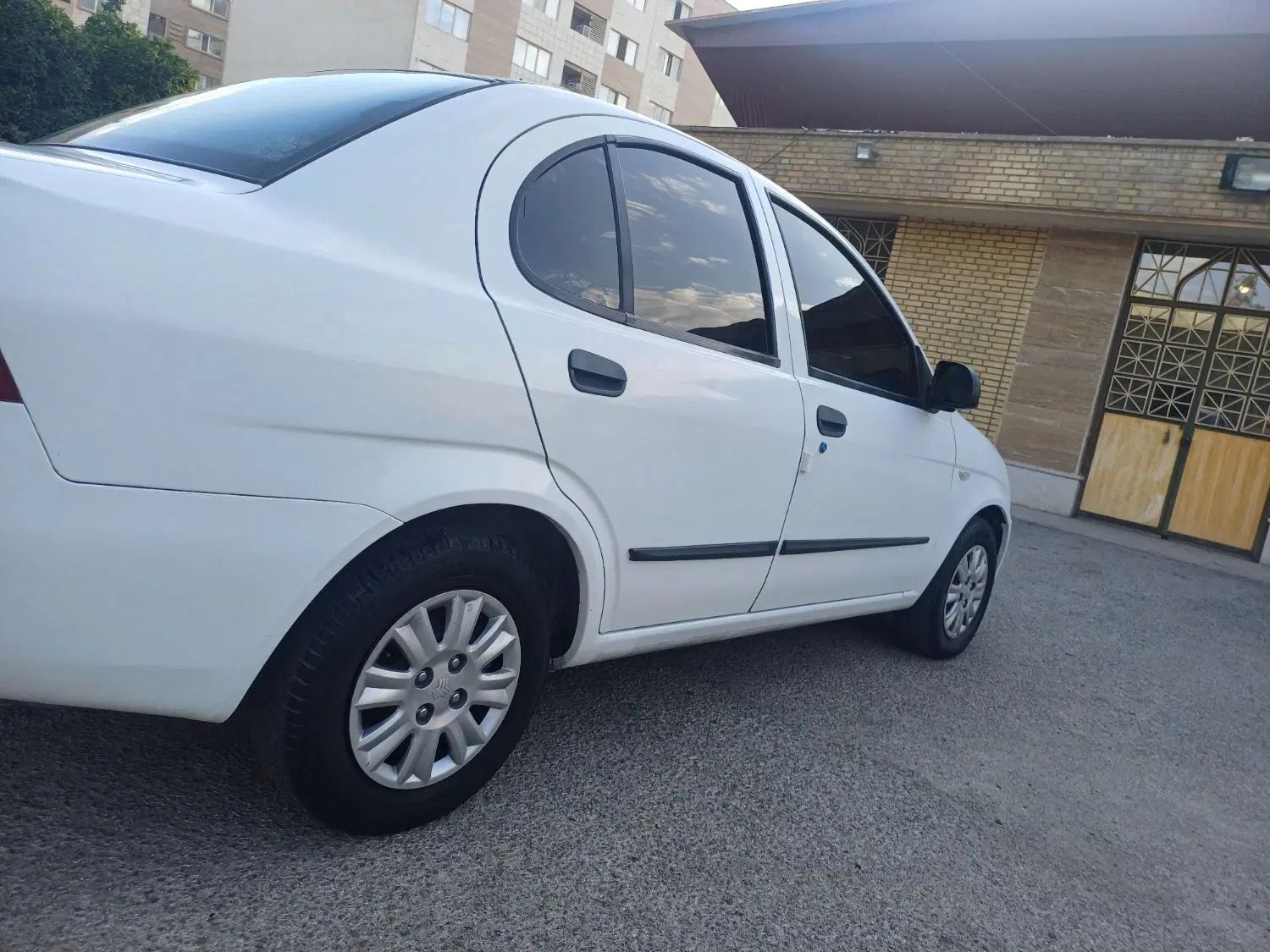 تیبا صندوق دار SX - 1398