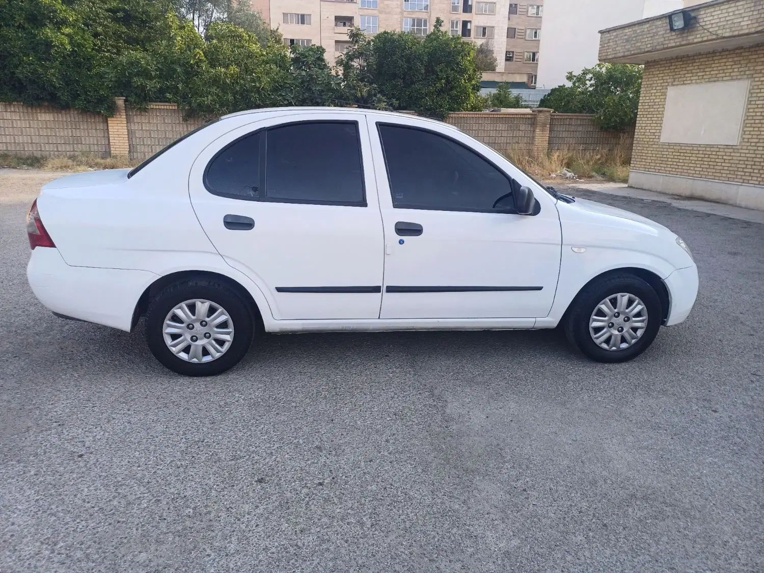 تیبا صندوق دار SX - 1398