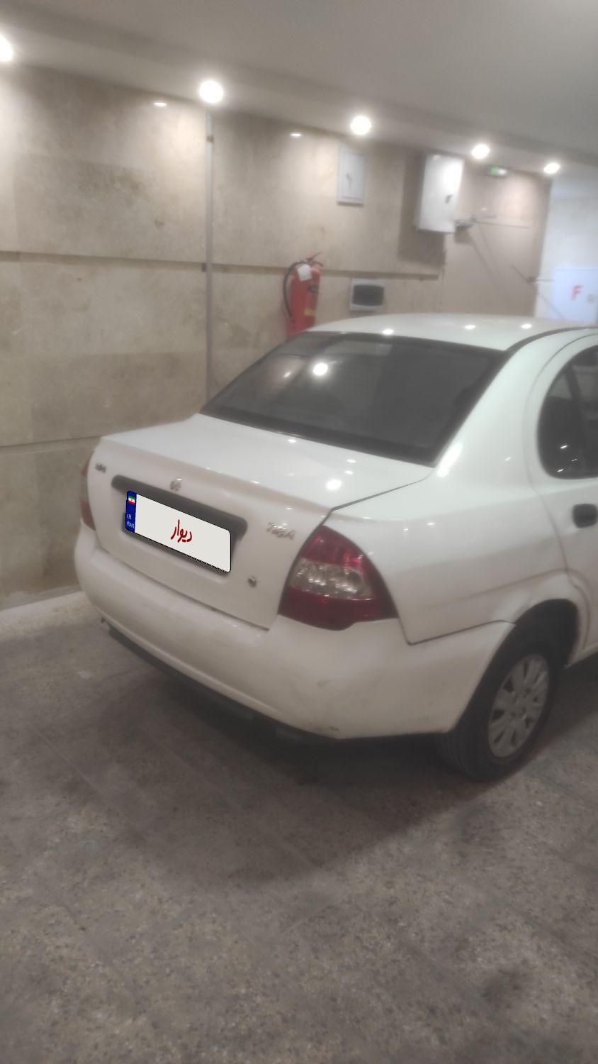 تیبا صندوق دار SX - 1396