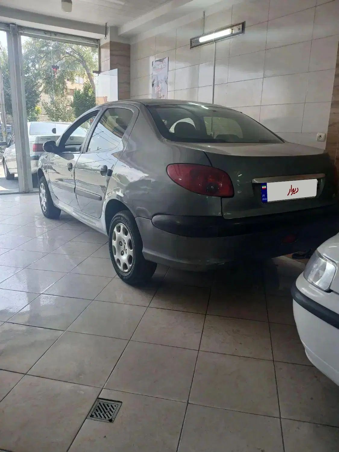 پژو ۲۰۶ صندوق دار v8 - 1390