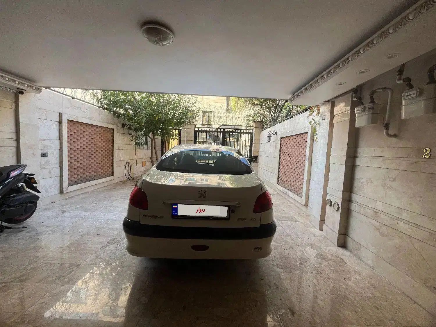 پژو ۲۰۶ صندوق دار v8 - 1397