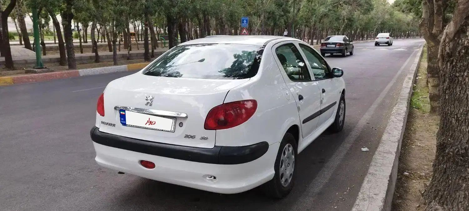 پژو ۲۰۶ صندوق دار v8 - 1394