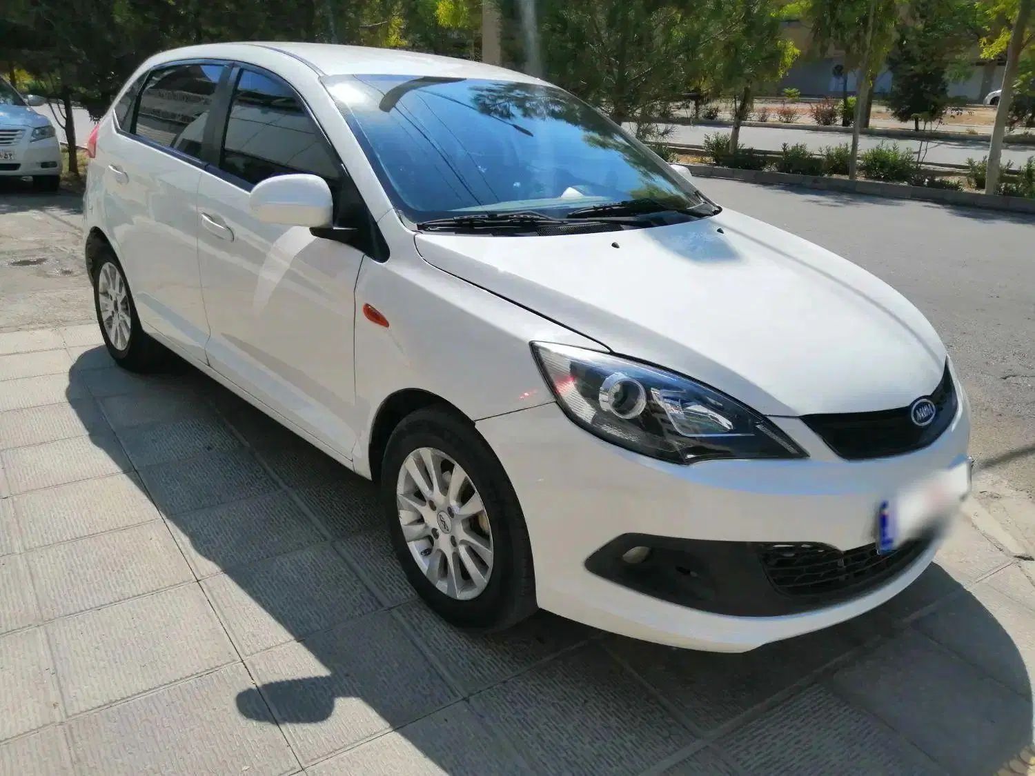 ام وی ام 315 هاچ بک ساده دنده ای - 1394