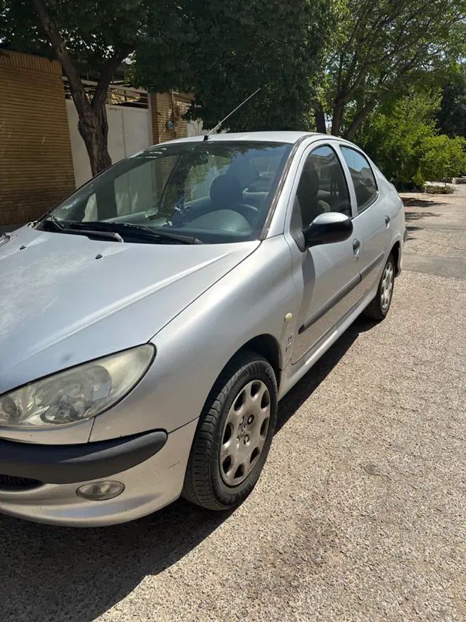 پژو ۲۰۶ صندوق دار v8 - 1393