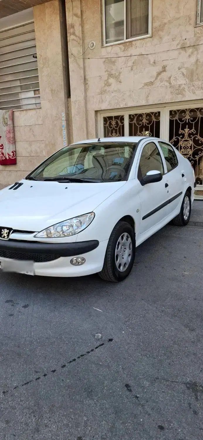 پژو ۲۰۶ صندوق دار v8 - 1394