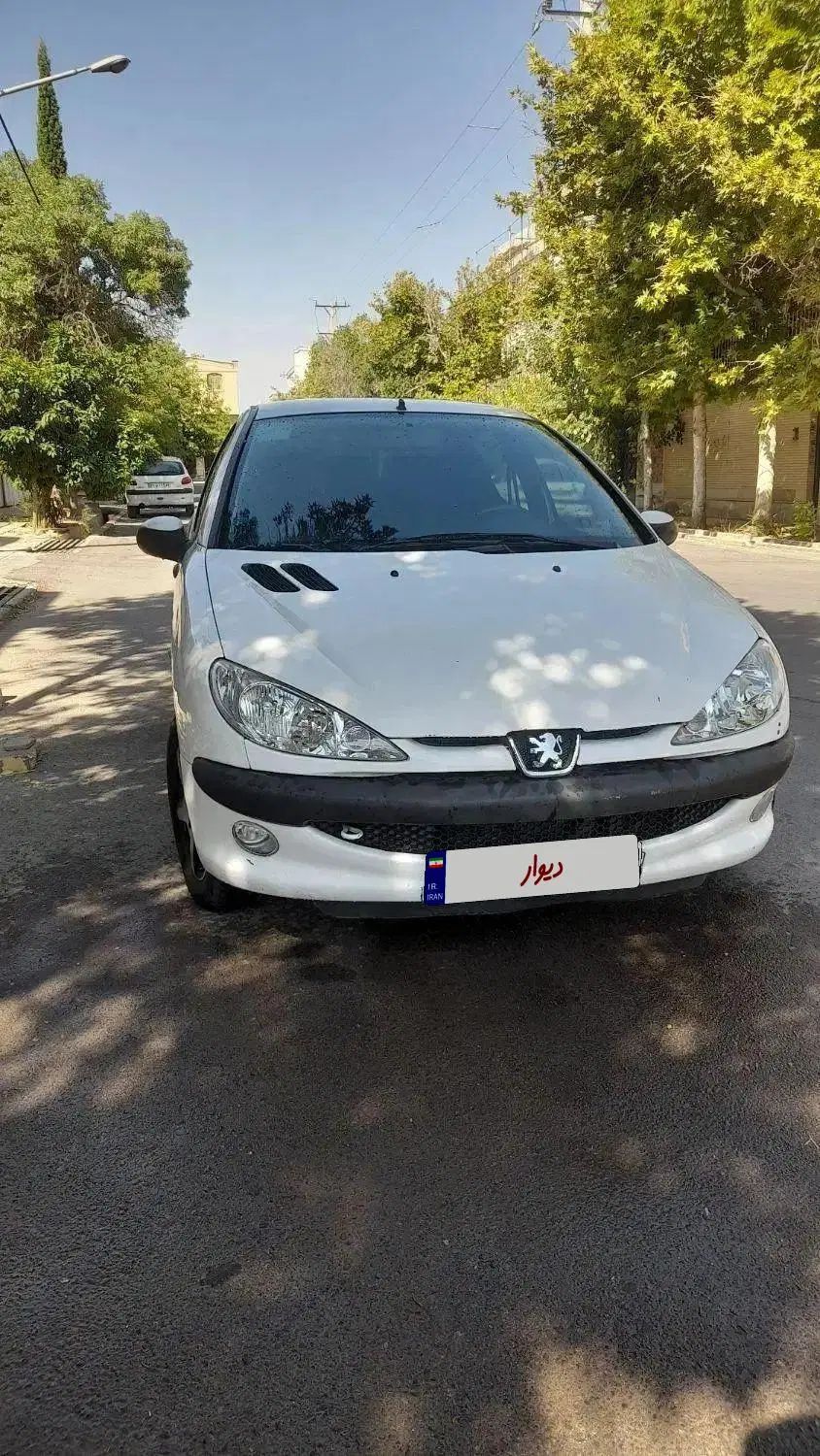 پژو ۲۰۶ صندوق دار v8 - 1395