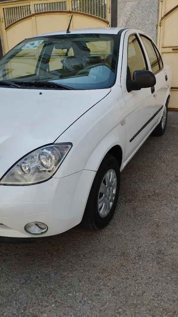 تیبا صندوق دار SX - 1400