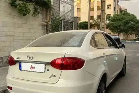 جک J4 اتوماتیک ساده - 1404