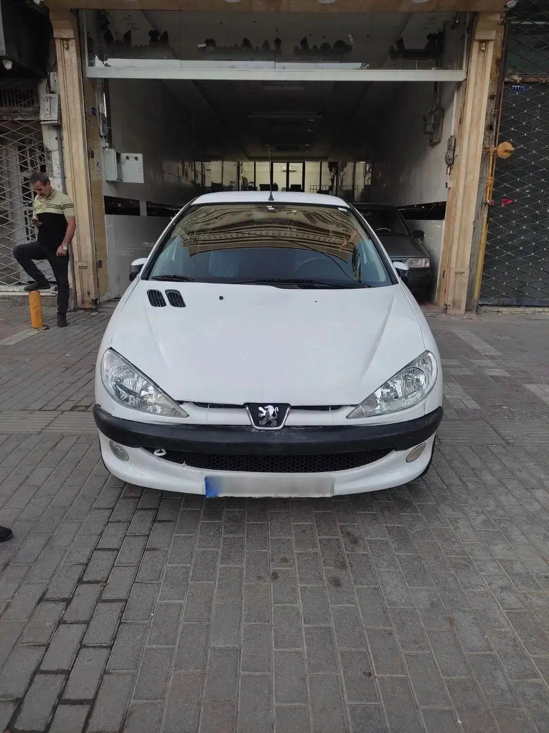 پژو ۲۰۶ صندوق دار v20 - 1390