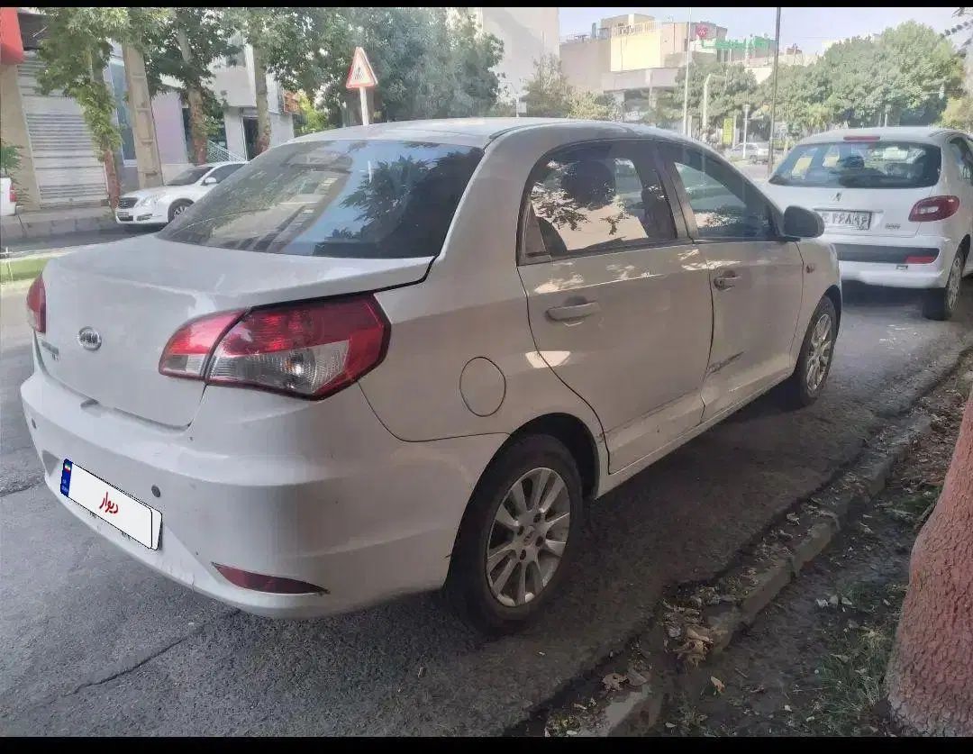 ام وی ام 315 صندوقدار اسپرت دنده‌ای - 1395
