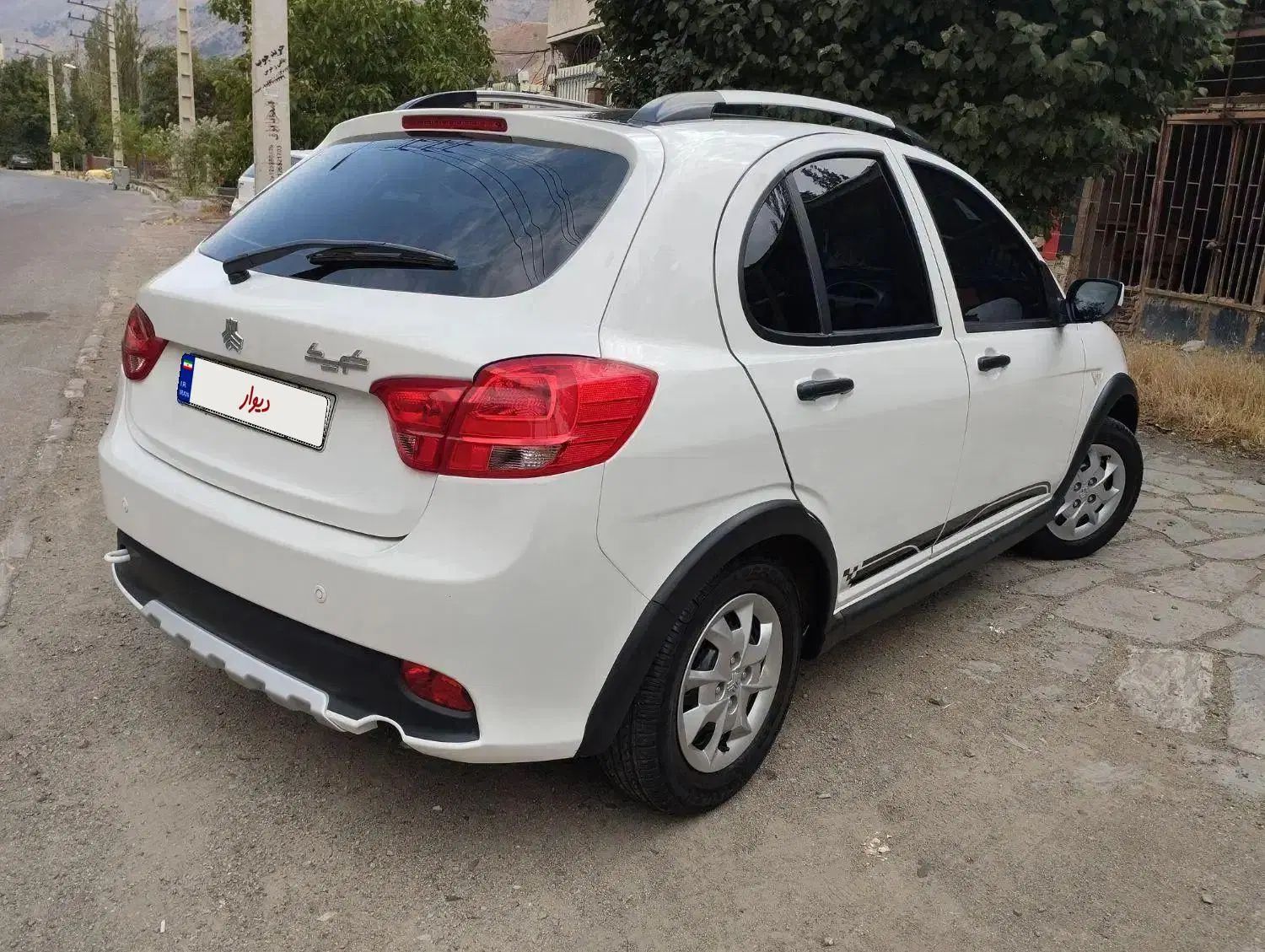 کوییک R دنده‌ای - 1402
