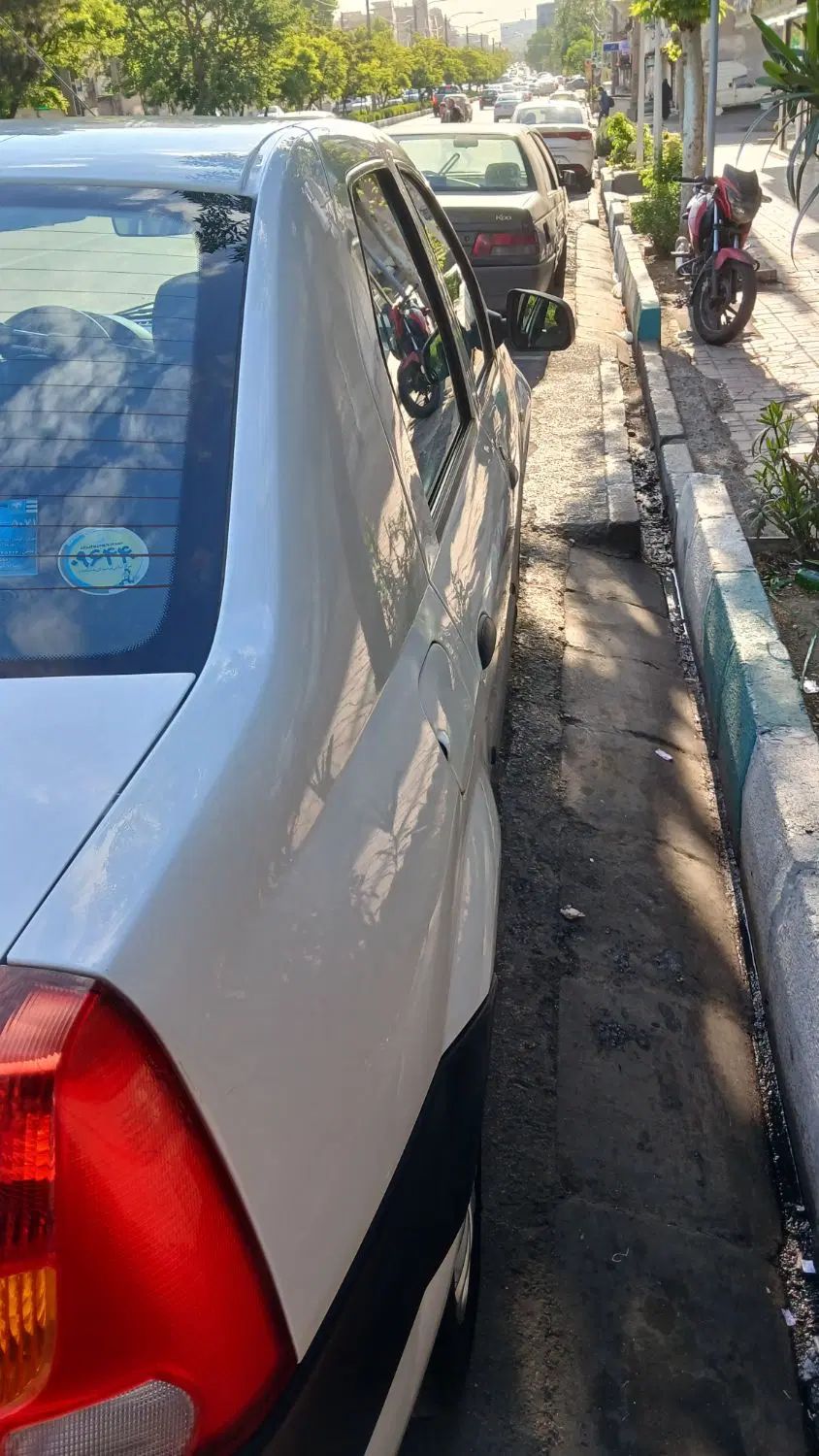 خودرو رنو، تندر 90 آگهی ann_19907106