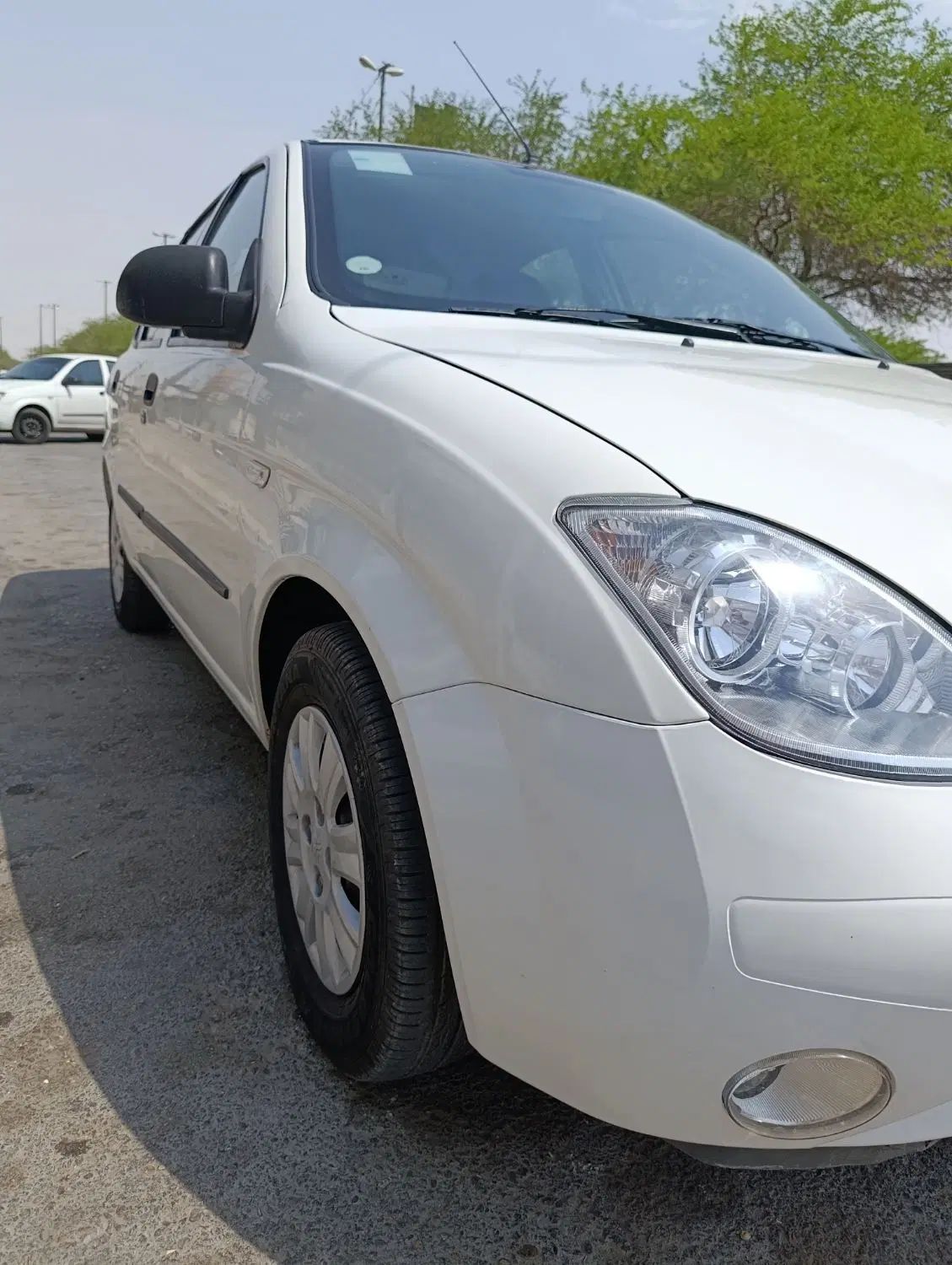 تیبا صندوق دار SX - 1400
