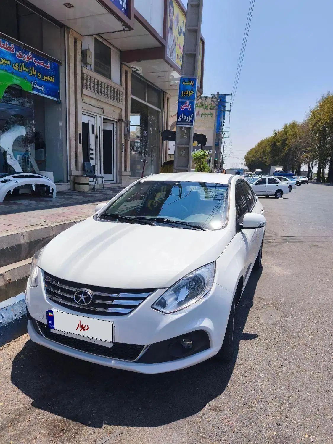 جک J4 اتوماتیک ساده - 1401