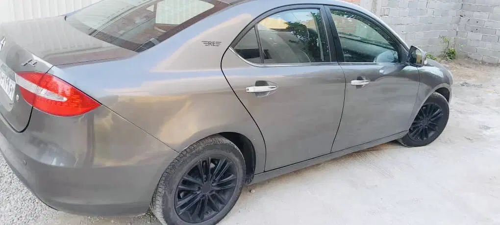 جک J5 اتوماتیک - 1393