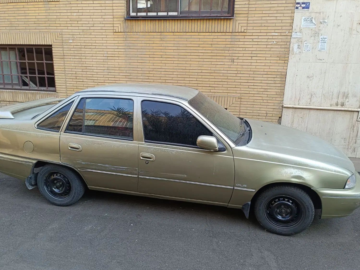 دوو سیلو سدان - 1381