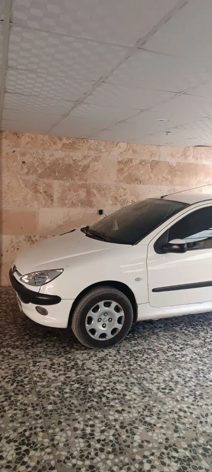 پژو ۲۰۶ صندوق دار v8 - 1389
