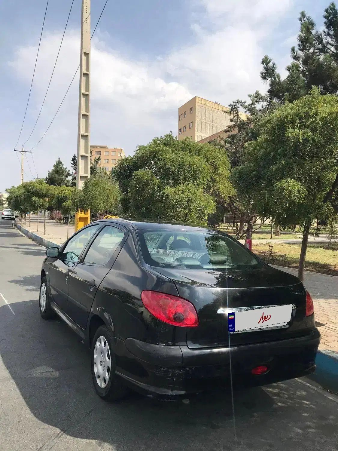 پژو ۲۰۶ صندوق دار v8 - 1390