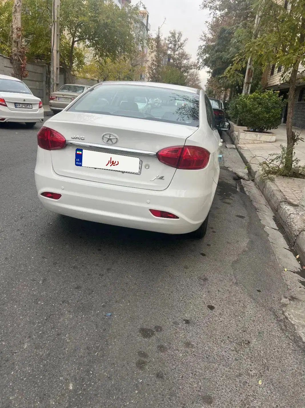 جک J4 اتوماتیک ساده - 1401