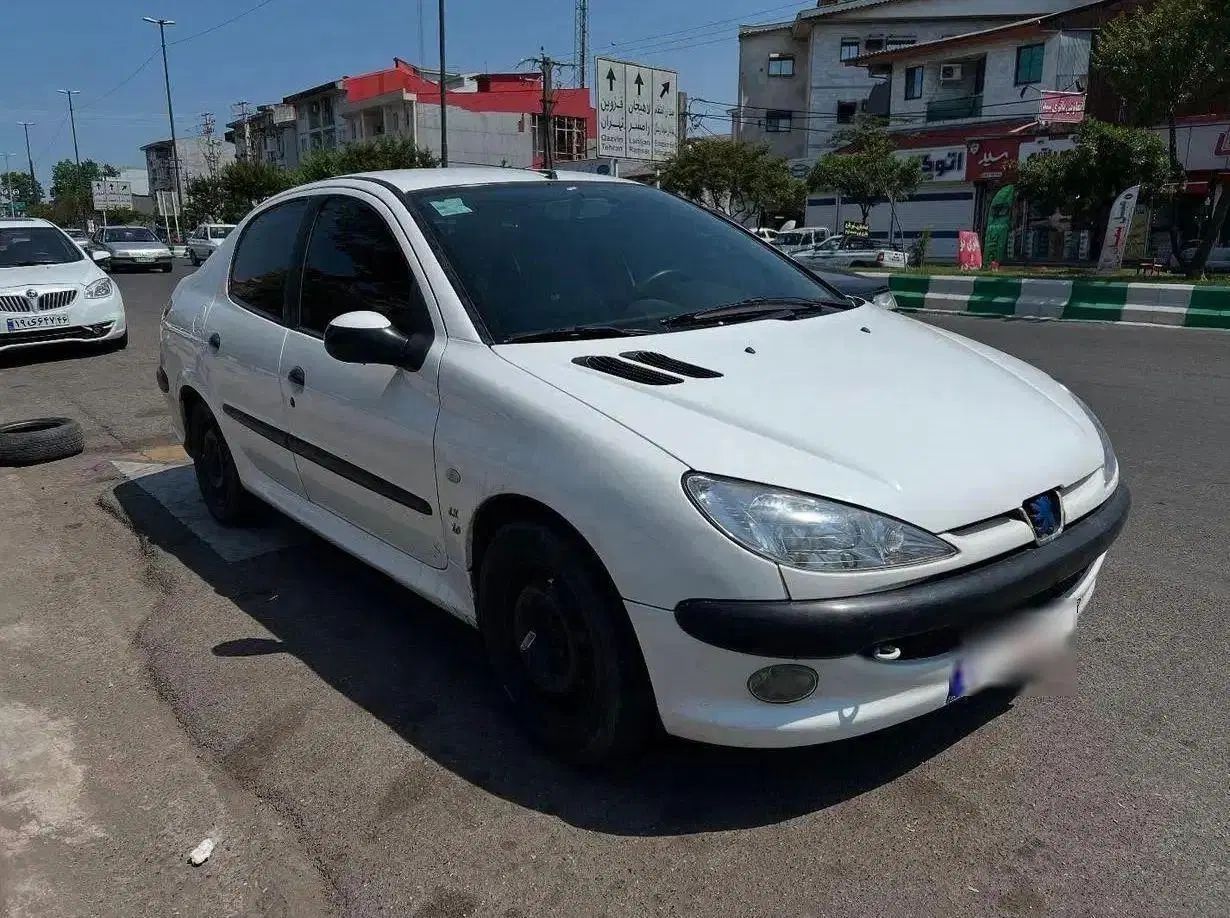 پژو ۲۰۶ صندوق دار v8 - 1390