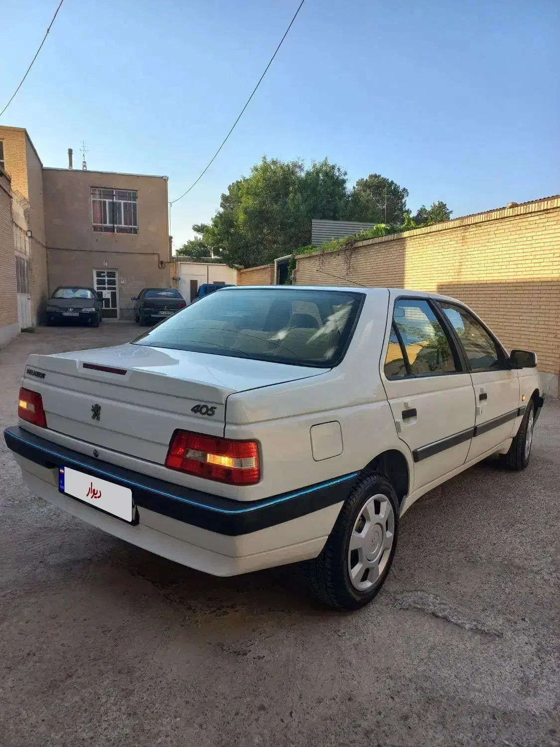 پژو 405 SLX بنزینی TU5 - 1400