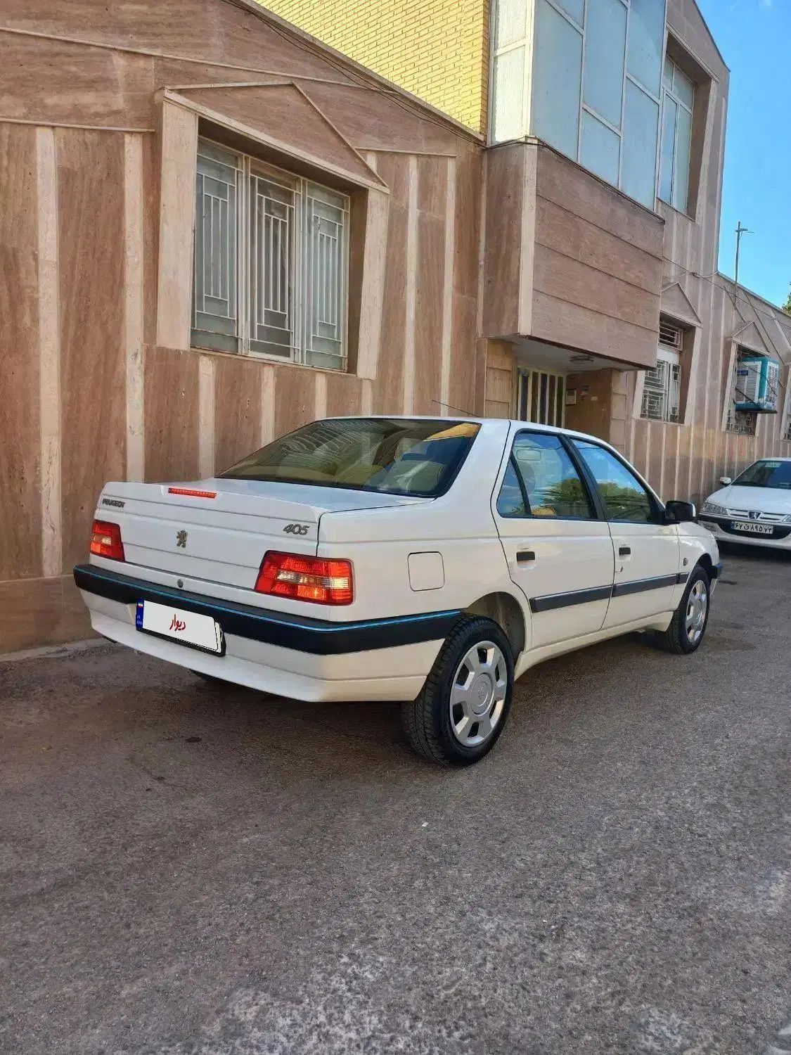 پژو 405 SLX بنزینی TU5 - 1400