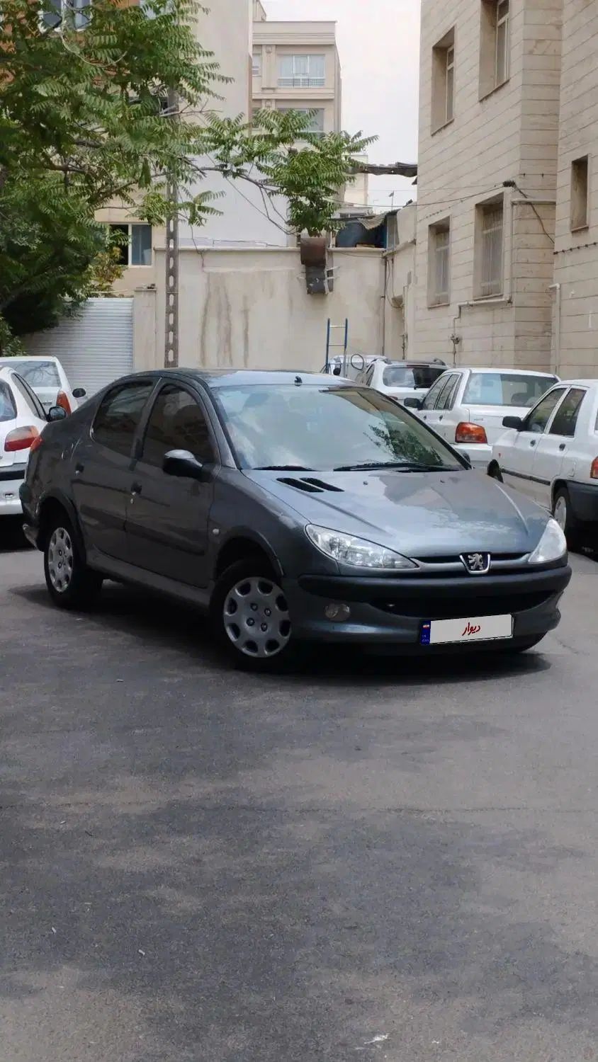 پژو ۲۰۶ صندوق دار v8 - 1393