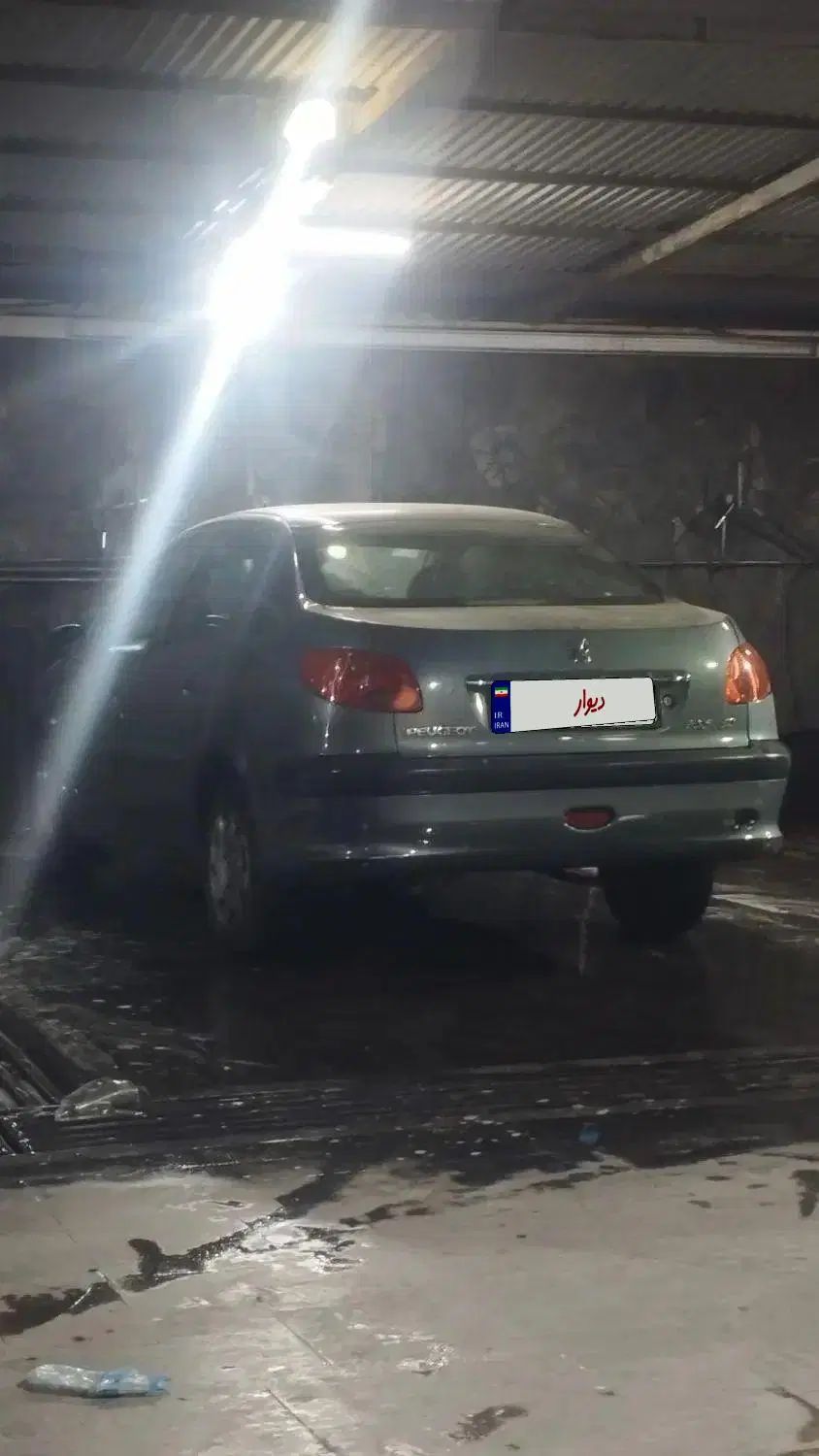 پژو ۲۰۶ صندوق دار v8 - 1393