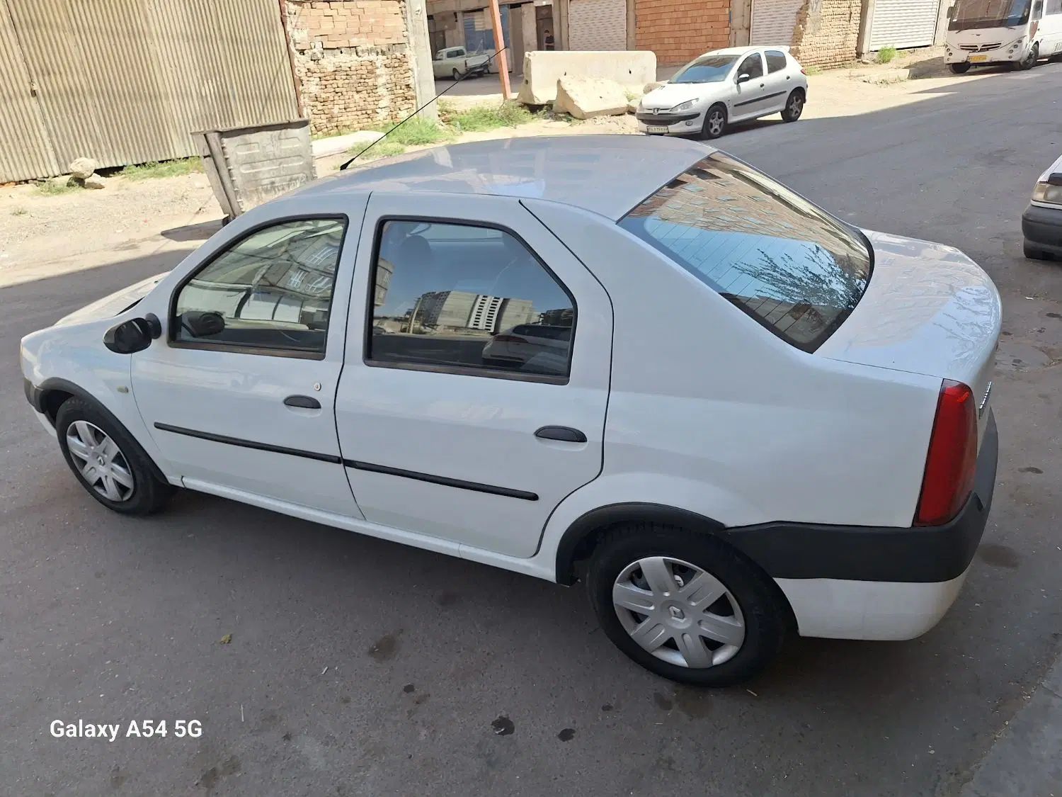 رنو تندر 90 E1 - 1388