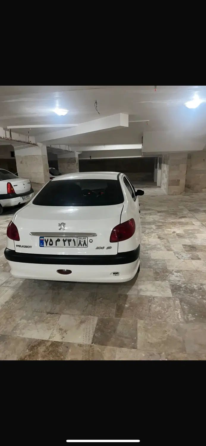 پژو ۲۰۶ صندوق دار v8 - 1390