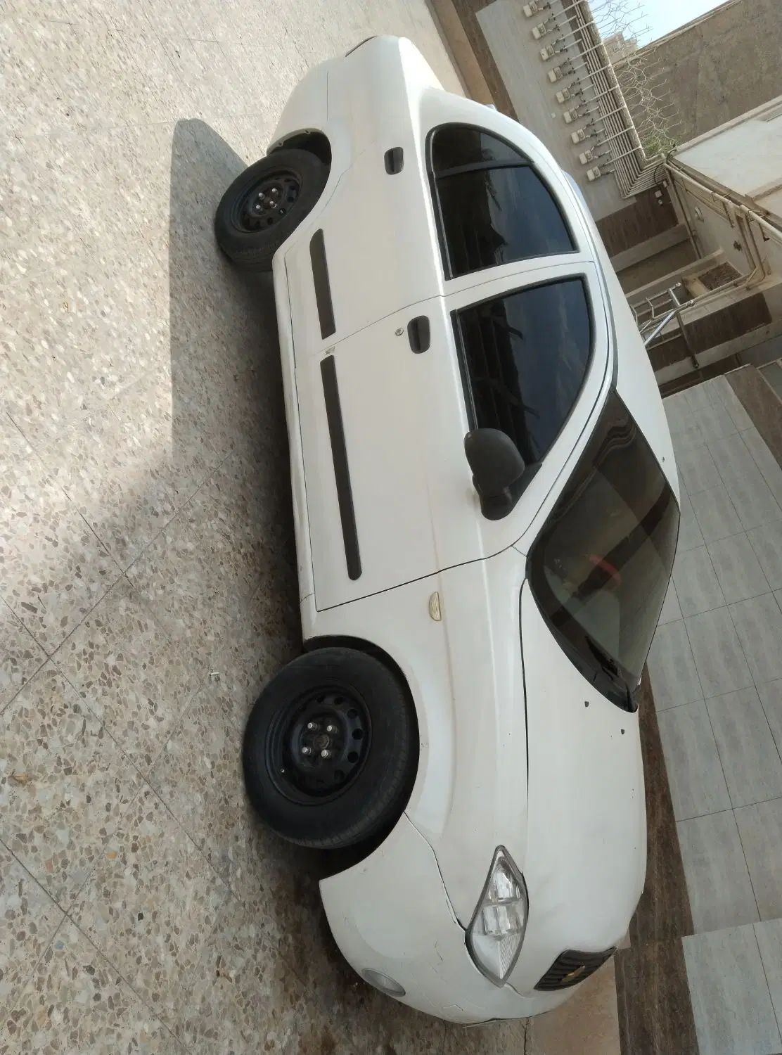 تیبا صندوق دار SX - 1390