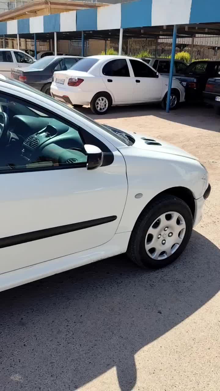 پژو ۲۰۶ صندوق دار v8 - 1392