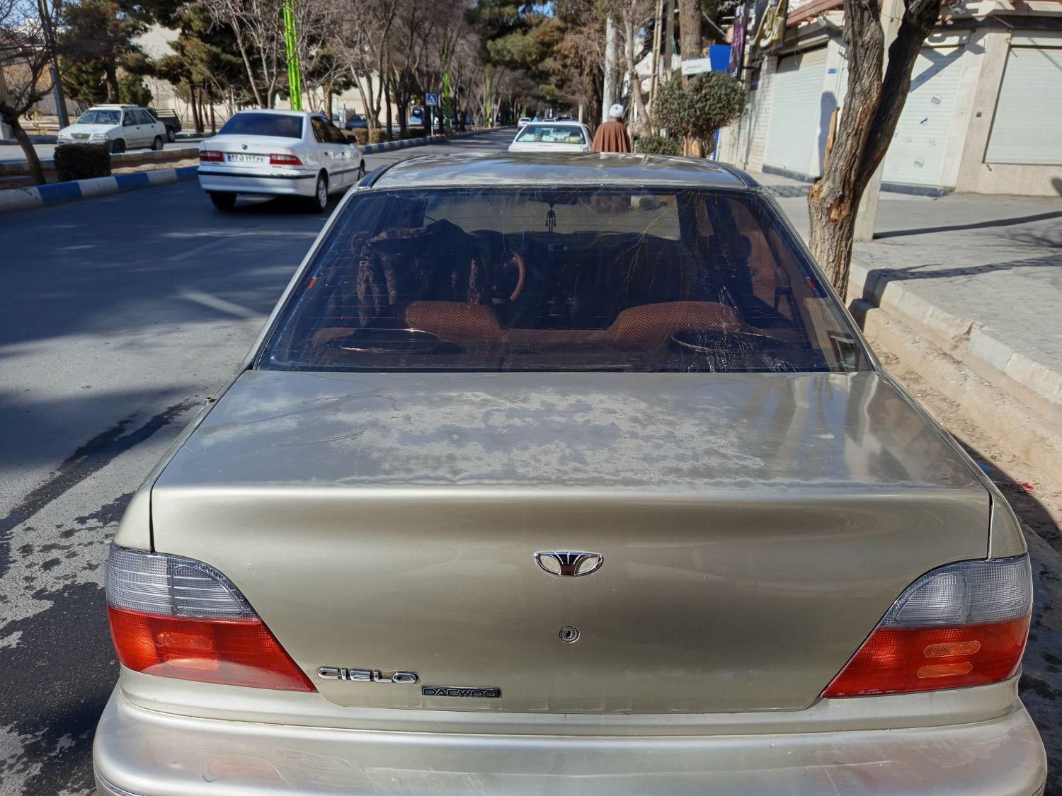 دوو سیلو سدان - 1378