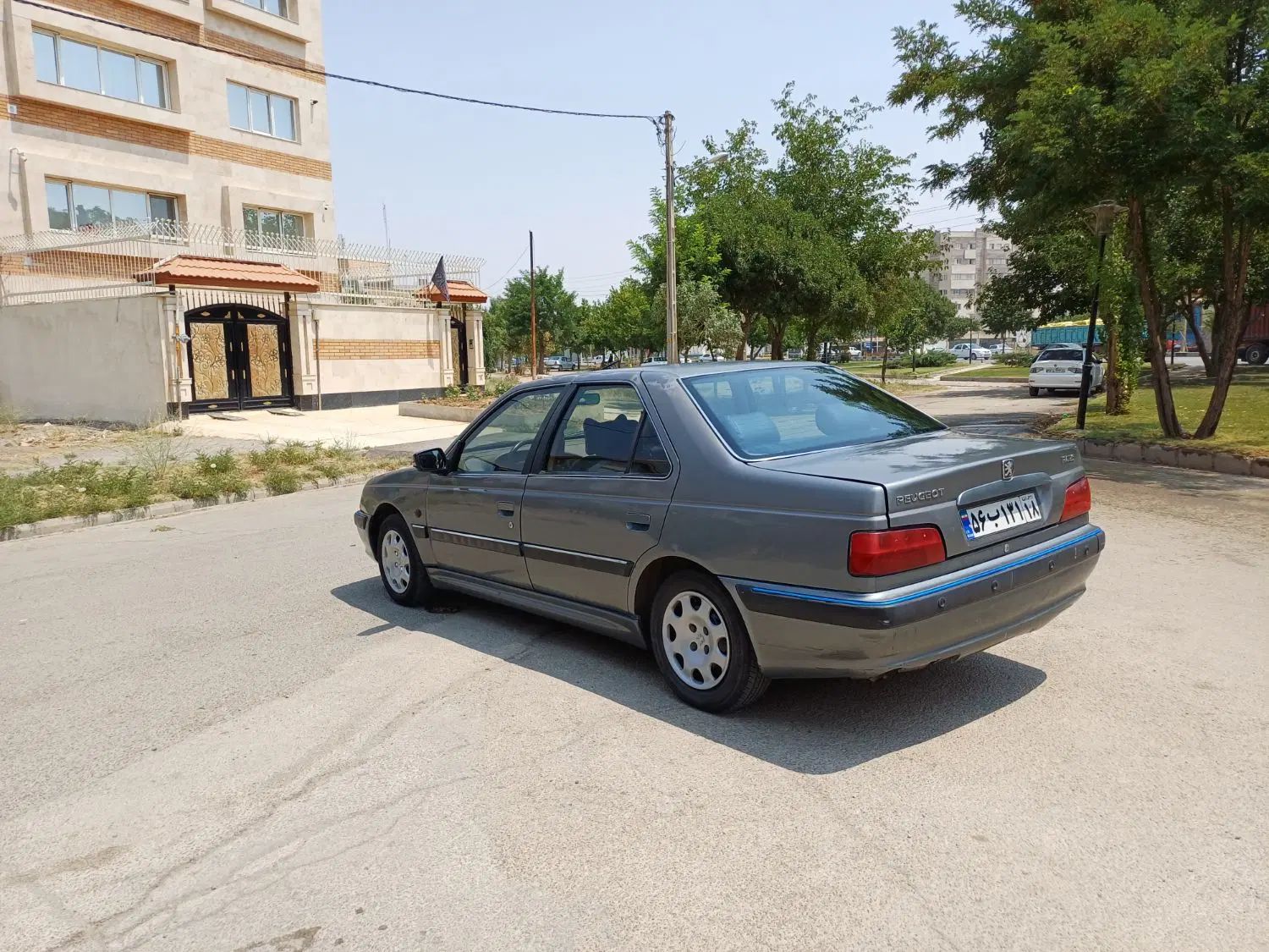 پژو پارس سال - 1392