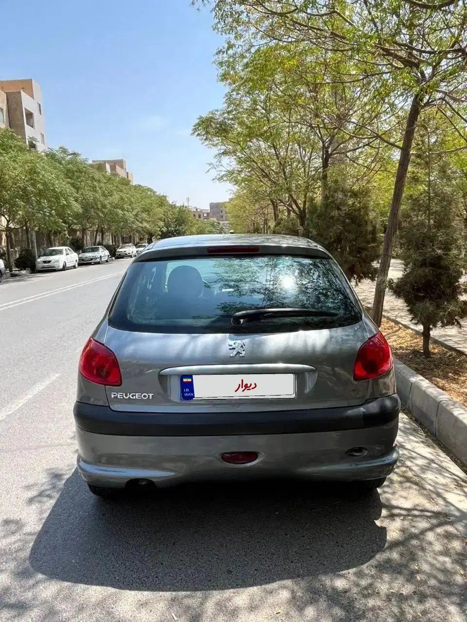 پژو 206 تیپ 3 - 1385