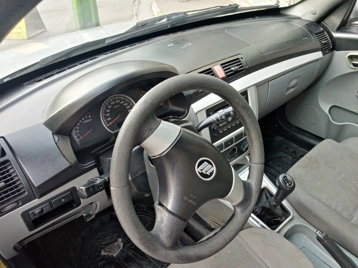 لیفان 520 دنده‌ای - 1389