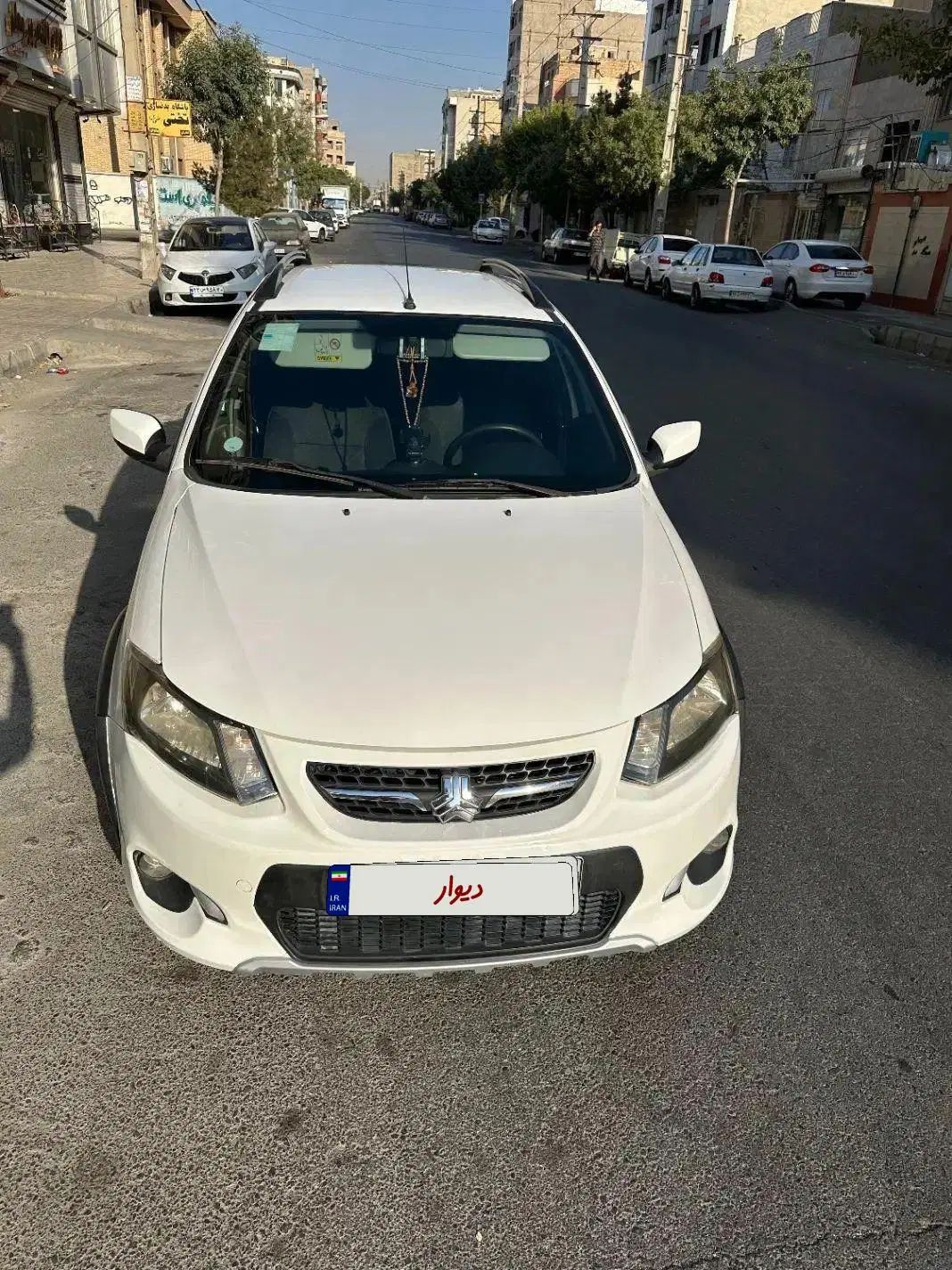 خودرو کوییک، معمولی آگهی ann_19909679