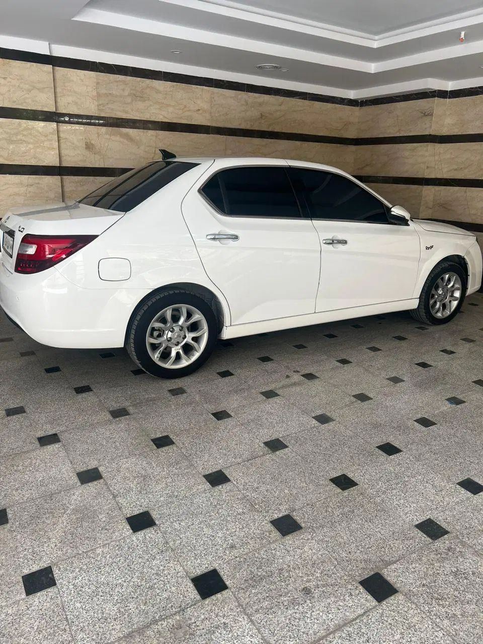 دنا پلاس توربو ۵ دنده ۲ ایربگ - 1403
