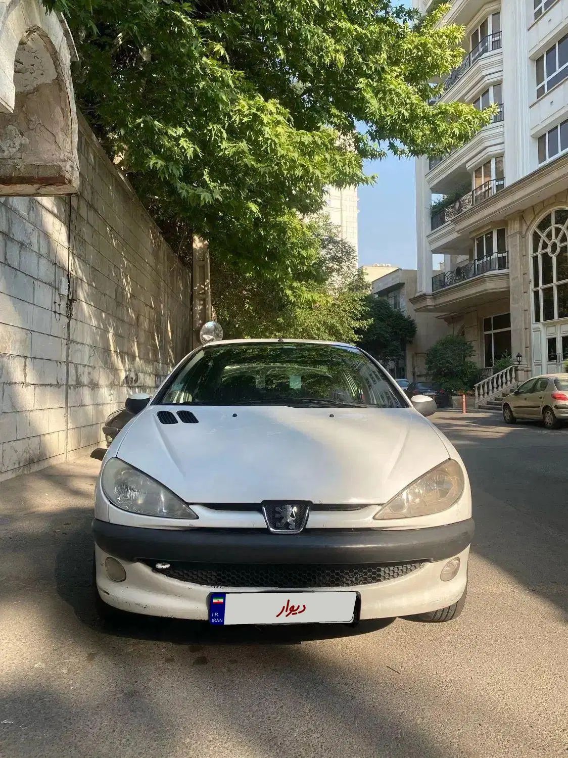پژو ۲۰۶ صندوق دار v8 - 1390