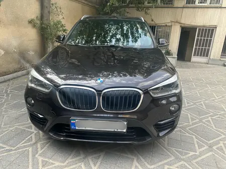ب ام و X1 25 - 2017