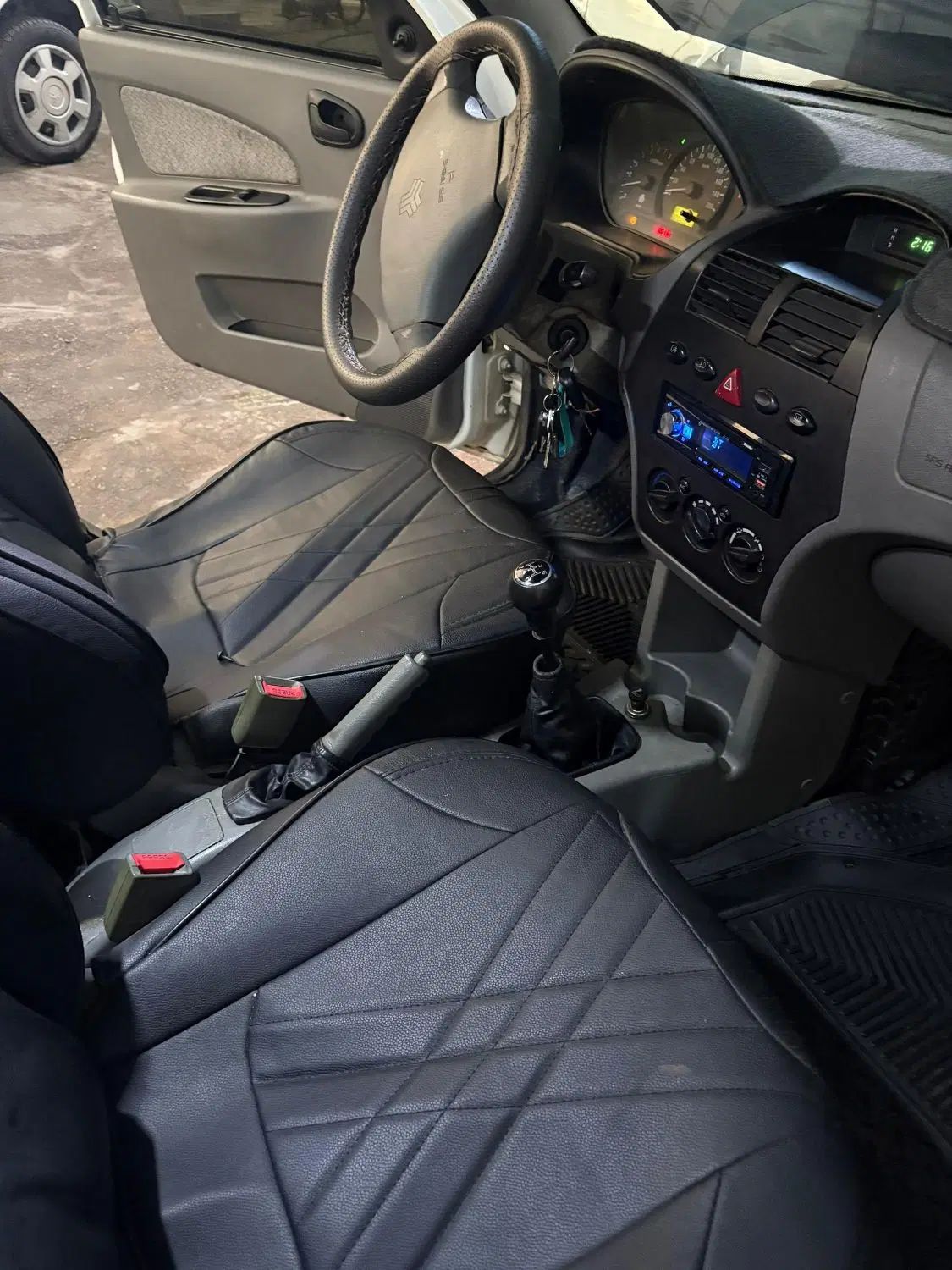 تیبا صندوق دار LX - 1390